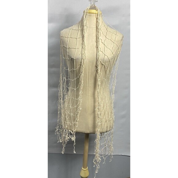 Shawl/scarf Crochet Ivory Fishnet 85”x74” - Picture 1 of 4